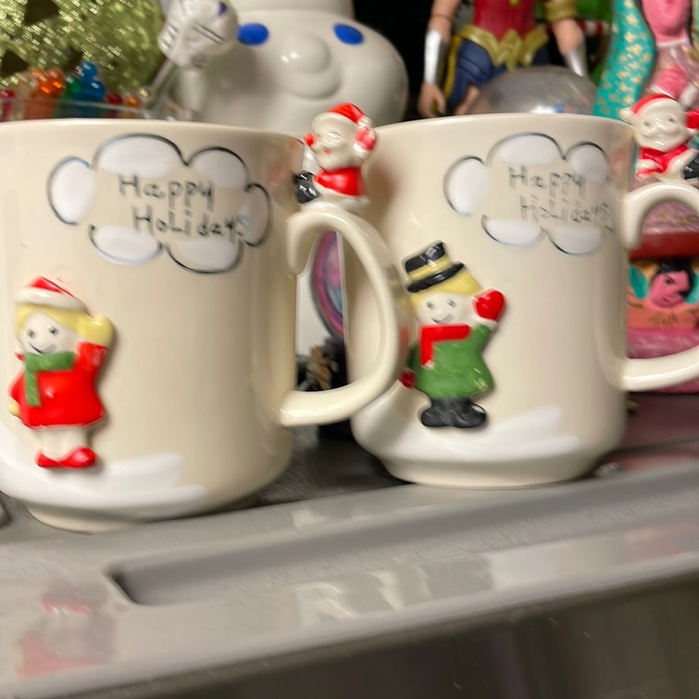 Vintage Christmas Mugs….